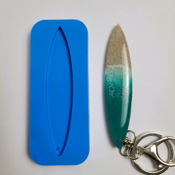 Molde de Silicone Prancha Gun para Chaveiros em Resina – 9 cm - Imagem 2